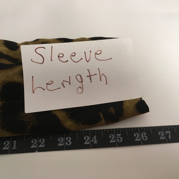 Saron women blouse tunic SZ XL brown & black animal print button down - Picture 7 of 8